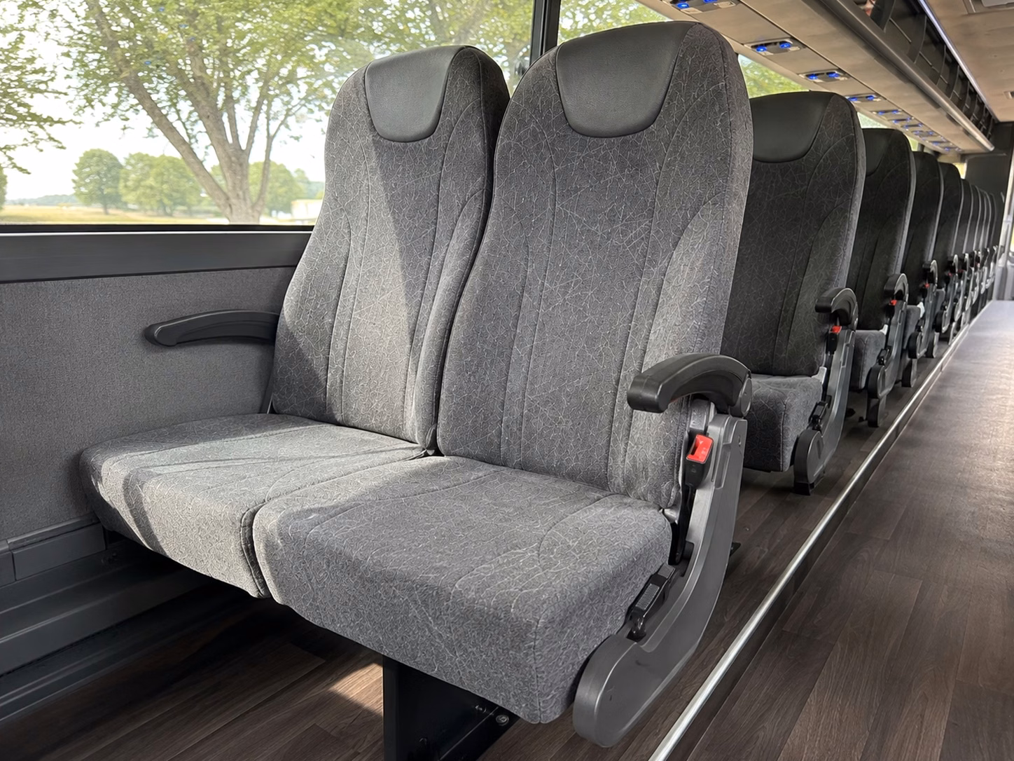 airport transfers and long distance guest shuttles for vallejo weddings
